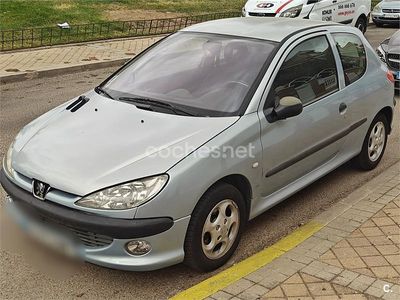 Azul Usado 2002 Peugeot 206 Berlina | 2150 € (Precio justo)