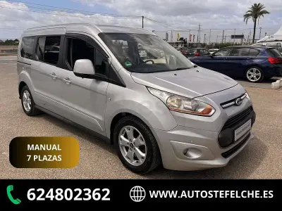Usado Ford Grand Tourneo Connect Titanium 115 CV (84 kW) 2014 Gris / plata Monovolumen
