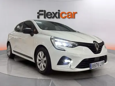 Begagnad Renault Clio V Business 101 HK (74 kW) 2022 Vit Sedan