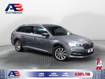 Usado Skoda Superb Style 218 CV (160 kW) 2021 Gris / plata Familiar