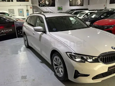 Usado BMW 320e 190 CV (139 kW) 2022 Gris / plata Familiar