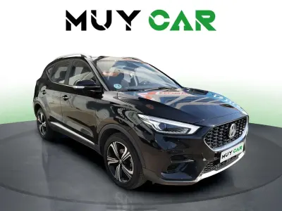 Usado MG ZS Comfort 106 CV (77 kW) 2022 Negro SUV
