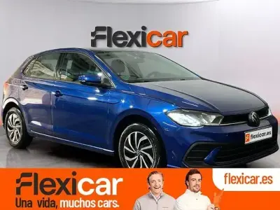 Usado VW Polo Life 110 HP (80 kW) 2022 Azul Citadino