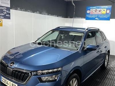Usado Skoda Kamiq Ambition 95 CV (69 kW) 2021 Azul SUV