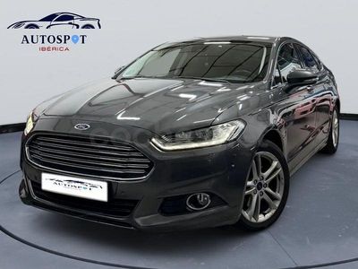 Usado Ford Mondeo Titanium 150 CV (110 kW) 2016 Gris / plata Berlina