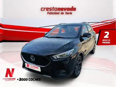 Begagnad MG ZS Luxury 111 HK (81 kW) 2022 Svart SUV