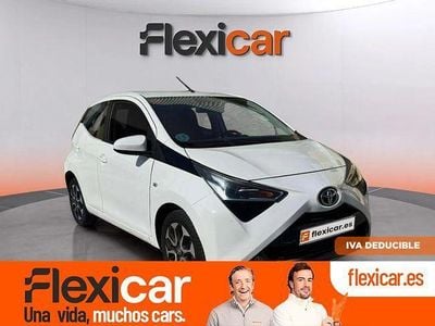 Usado Toyota Aygo X-play 72 CV (52 kW) 2019 Blanco Utilitario