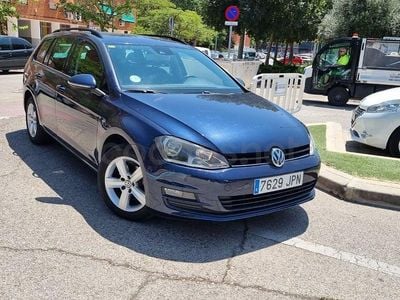 Usado VW Golf Alltrack 110 CV (80 kW) 2016 Azul Familiar