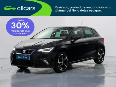 Usado Seat Ibiza FR 150 CV (110 kW) 2022 Negro Utilitario