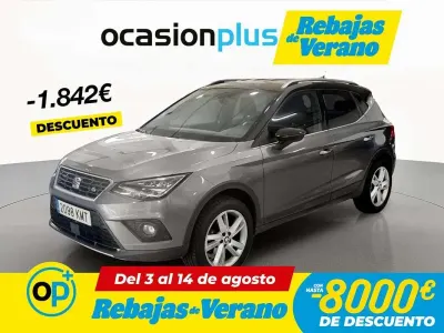 Usado Seat Arona Ecomotive 116 CV (85 kW) 2018 Gris SUV