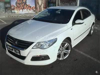 Usado VW Passat R-line 200 CV (147 kW) 2010 Blanco Berlina
