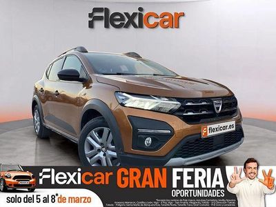 Usado Dacia Sandero Essentiel 101 CV (74 kW) 2021 Amarillo Berlina
