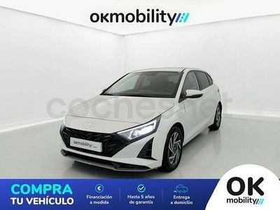 Usado Hyundai i20 100 CV (73 kW) 2024 Blanco Utilitario