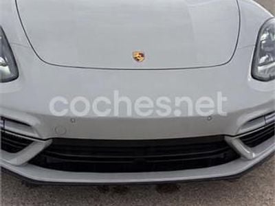 Usado Porsche Panamera Sport Turismo 680 CV (500 kW) 2019 Gris / plata Familiar