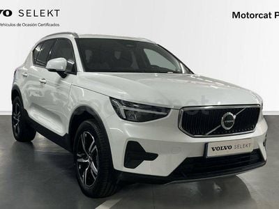 Nuevo Volvo XC40 Core 163 CV (119 kW) 2025 Blanco SUV