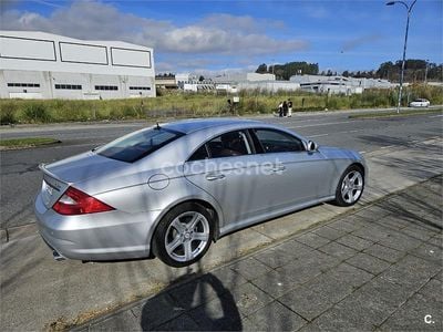Usado Mercedes CLS320 224 CV (164 kW) 2006 Gris / plata Berlina