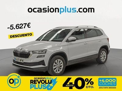 Usado Skoda Karoq Selection 115 CV (84 kW) 2024 Blanco SUV