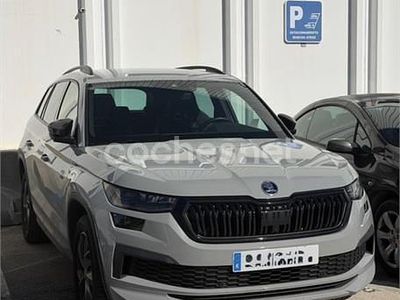 Usado Skoda Kodiaq SportLine 150 CV (110 kW) 2023 Gris / plata SUV