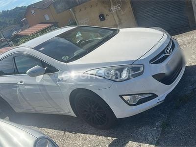 Usado Hyundai i40 136 CV (100 kW) 2012 Blanco Berlina