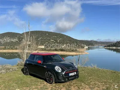 Usado Mini John Cooper Works 231 CV (169 kW) 2017 Verde Utilitario