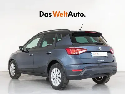 Usado Seat Arona Style 115 CV (84 kW) 2025 Gris SUV