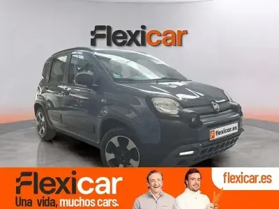 Usado Fiat Panda Cross Cross 70 CV (51 kW) 2021 Gris Utilitario