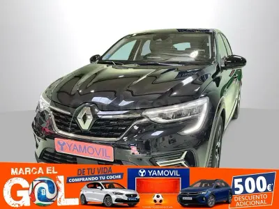 Usado Renault Arkana Zen 140 CV (102 kW) 2022 Negro SUV