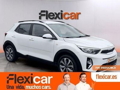 Usado Kia Stonic 84 CV (61 kW) 2022 Blanco SUV
