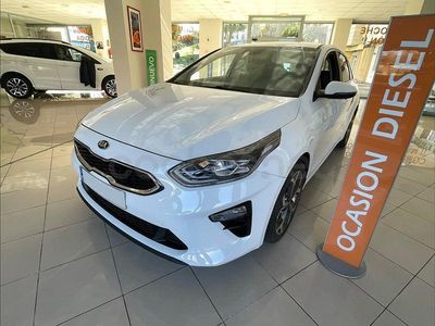 Usado Kia Ceed 136 CV (100 kW) 2021 Blanco Utilitario