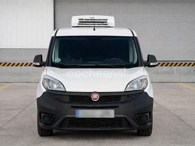 Usado Fiat Doblò Lounge 105 CV (77 kW) 2016 Blanco Monovolumen