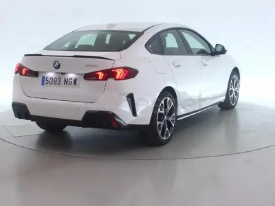 Usado BMW 220 Gran Coupé Sport Line 163 CV (119 kW) 2025 Blanco Coupe