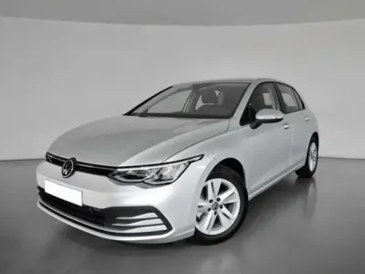 Usado VW Golf VII 110 CV (80 kW) 2021 Plateado Utilitario