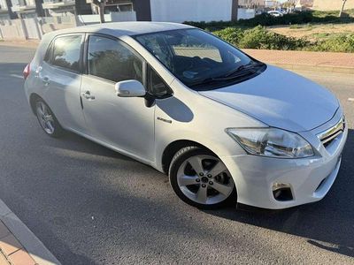Usado Toyota Auris Hybrid Advance 136 CV (100 kW) 2010 Blanco Utilitario