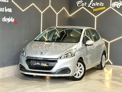 Usado Peugeot 208 Allure 100 CV (73 kW) 2015 Gris / plata Utilitario
