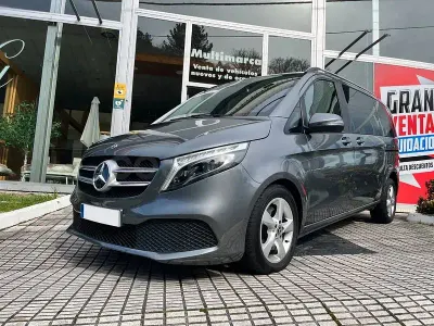 Usado Mercedes V250 Avantgarde 190 CV (139 kW) 2020 Gris / plata Monovolumen
