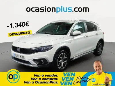 Usado Fiat Tipo Cross 130 CV (95 kW) 2023 Blanco Berlina
