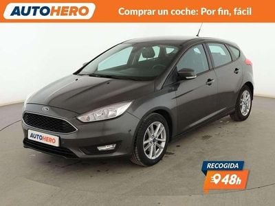 Usado Ford Focus Trend+ 120 CV (88 kW) 2016 Gris Utilitario