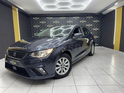 Usado Seat Ibiza Style 110 CV (80 kW) 2021 Gris / plata Utilitario