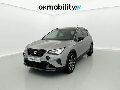 Usado Seat Arona FR 115 CV (84 kW) 2024 Plata urban / negro SUV
