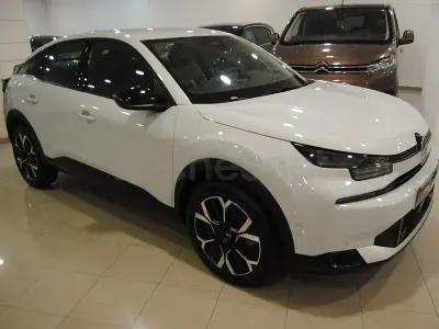 Usado Citroën C4 Business Class 145 CV (106 kW) 2025 Blanco SUV