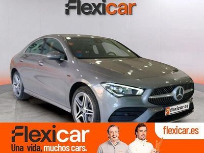 Gris / plata Usado 2021 Mercedes CLA250e Berlina | 31.790 € (Un poco caro)