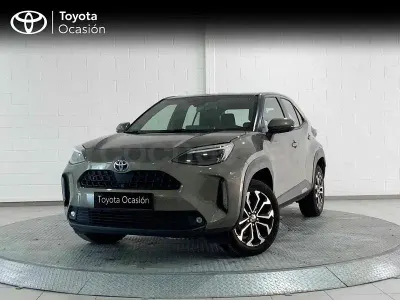 Usado Toyota Yaris Cross Active 116 CV (85 kW) 2022 Verde SUV