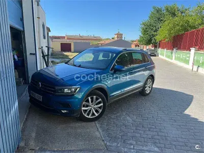 Usado VW Tiguan Sportline 150 CV (110 kW) 2017 Azul SUV