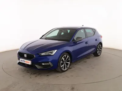 Usado Seat Leon FR 150 CV (110 kW) 2020 Azul Berlina