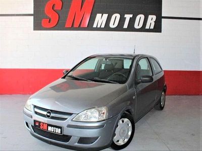 Gris / plata Usado 2006 Opel Corsa Essentia Berlina | 3490 €