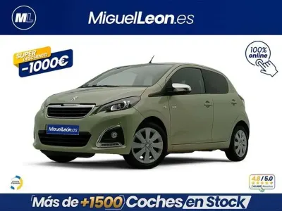 Usado Peugeot 108 Style 72 CV (52 kW) 2023 Verde Utilitario