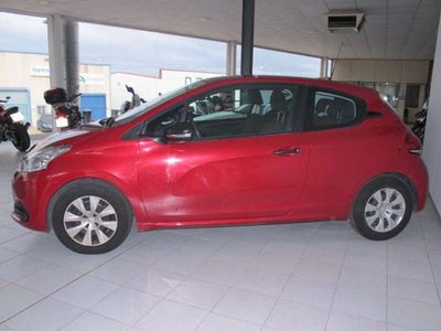 Burdeos Usado 2016 Peugeot 208 Active Utilitario | 9100 € (Un poco caro)