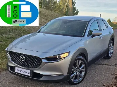 Usado Mazda CX-30 Nagisa 122 CV (89 kW) 2023 Gris / plata SUV