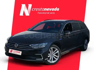 Usado VW Passat GTE 218 CV (160 kW) 2022 Negro Familiar