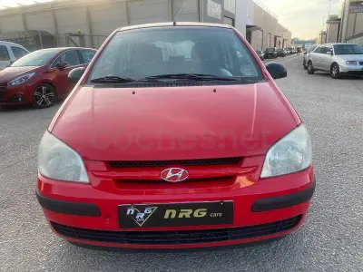 Usado Hyundai Getz 63 CV (46 kW) 2005 Rojo Utilitario